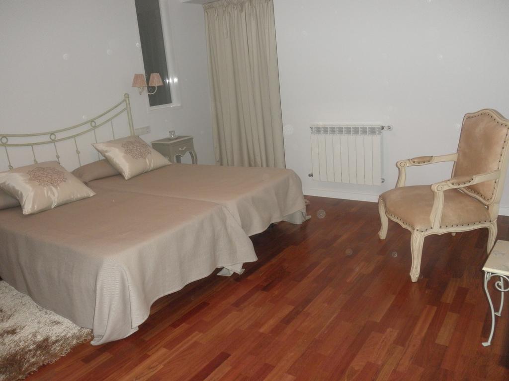 Hostal Dona Blanca Сигуенца Екстериор снимка